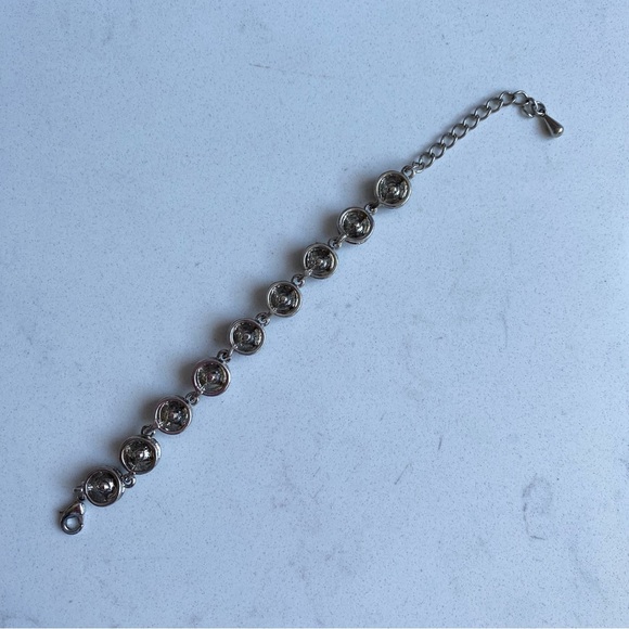 Black and Clear Crystal Bracelet - Picture 4 of 5